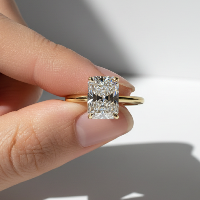 Elegant Radiant Cut Diamond 14K Solid Gold Solitaire Engagement Ring-0